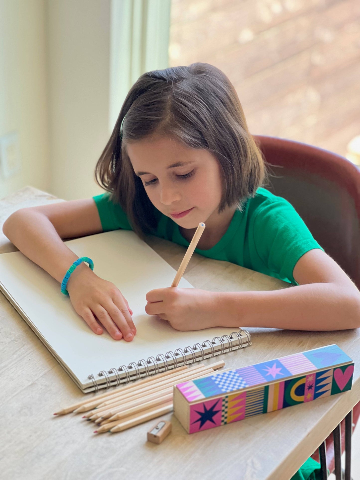 Geo Love Colored Pencil and Wooden Pencil Box Set