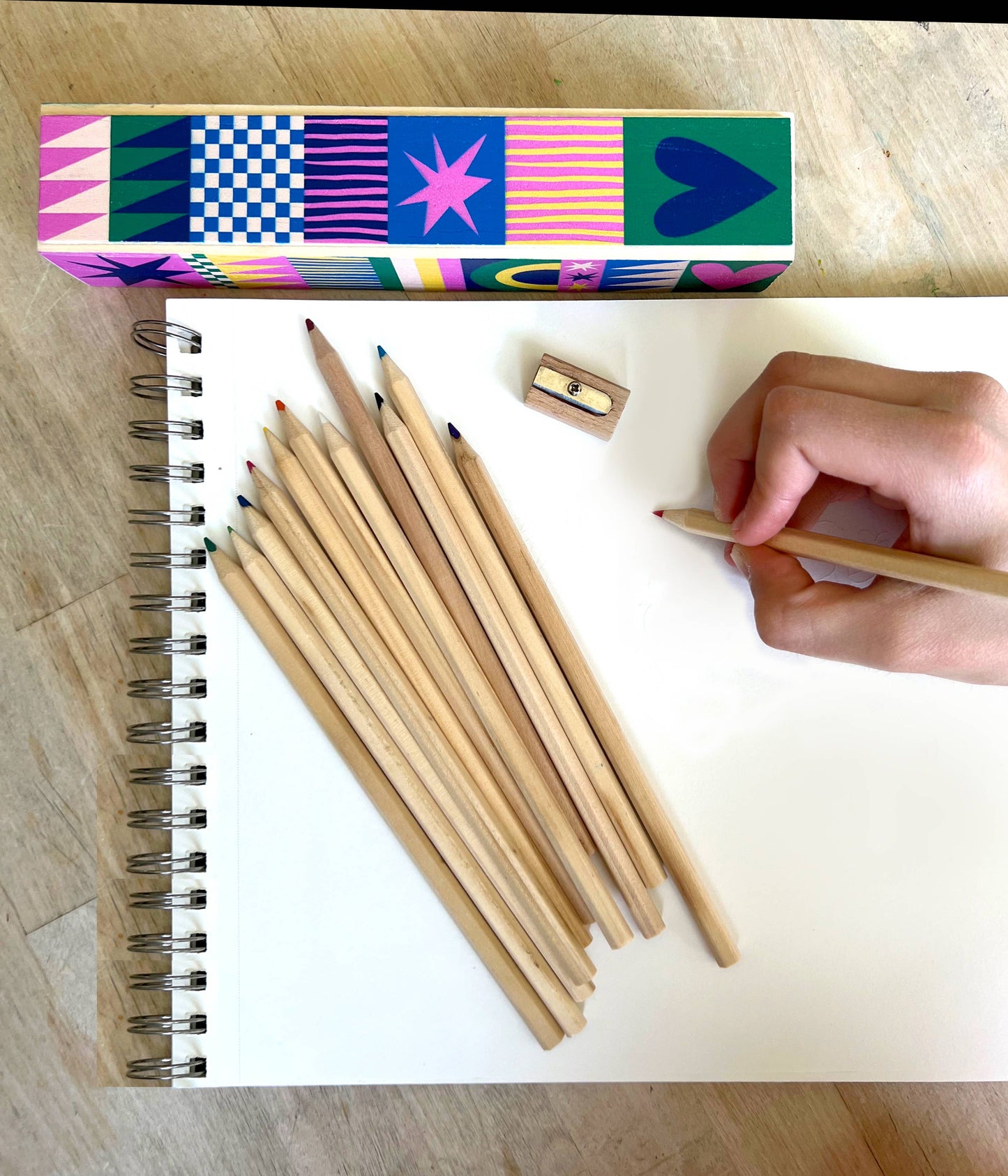 Geo Love Colored Pencil and Wooden Pencil Box Set