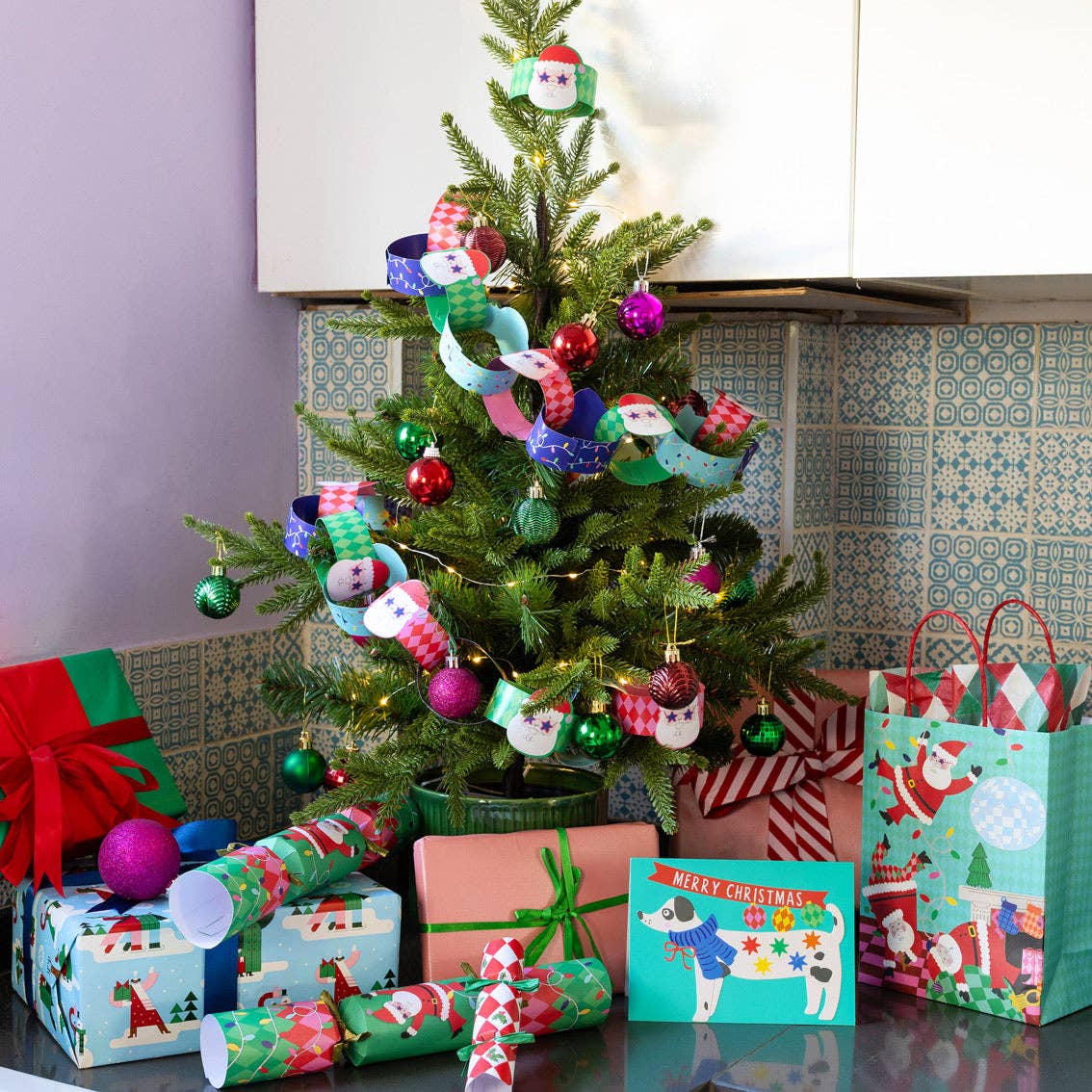 Fun Guy Santa Paper Chains Christmas Craft