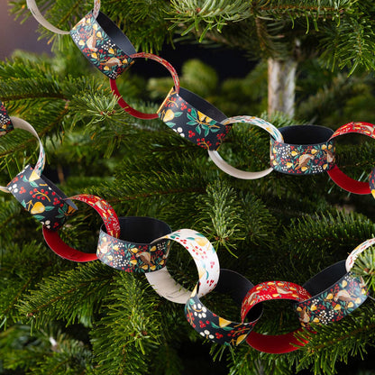 Easy Peasy Paper Chain Christmas Craft Garland